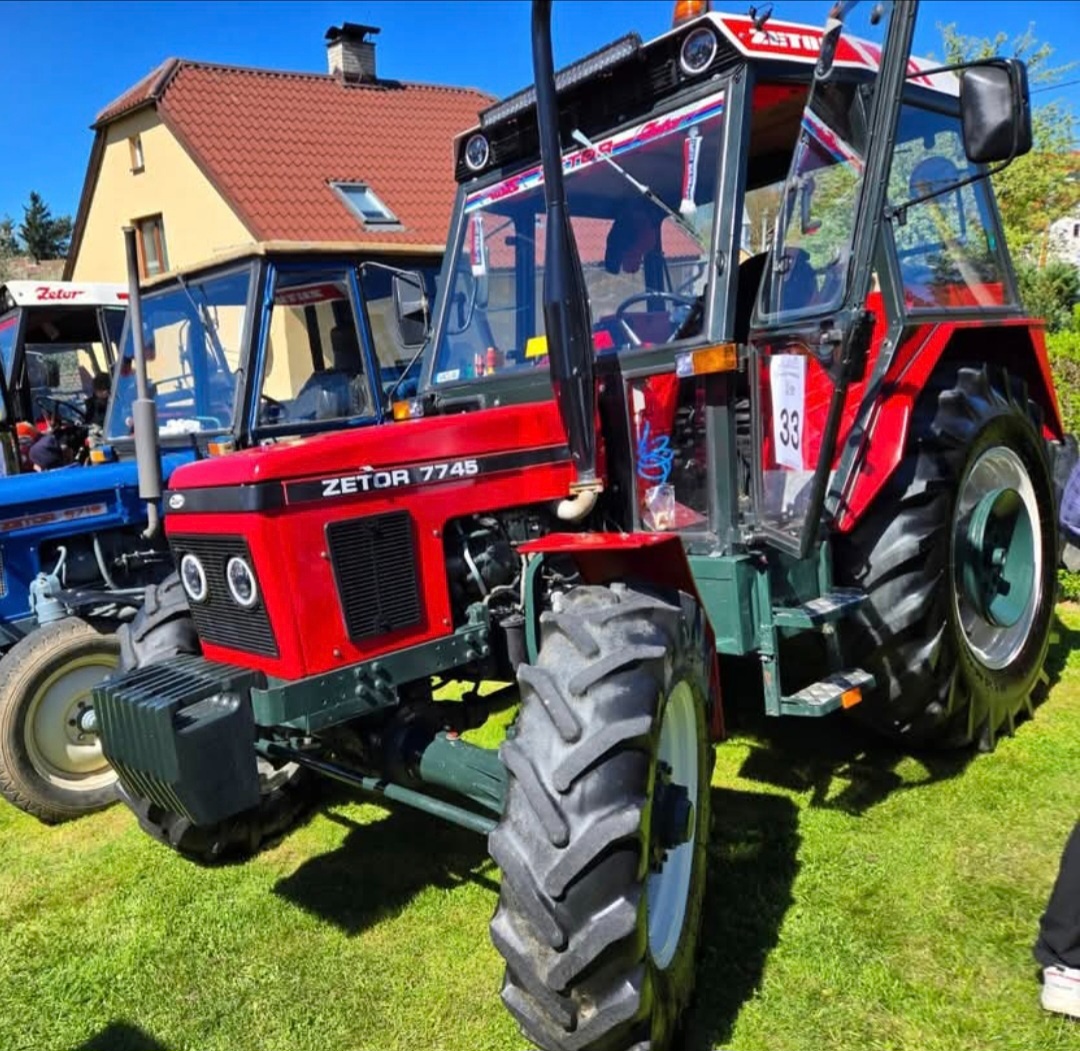 Zetor predné LED svetla 143mm 5,75' (angel eyes)