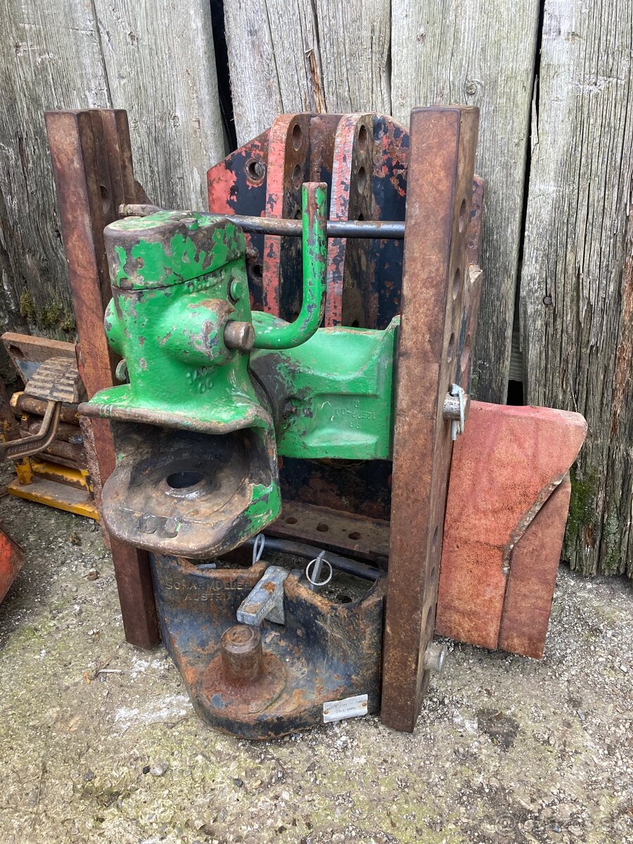 Predám konzolu s rychloposuvnym tiahlom na Zetor crystal