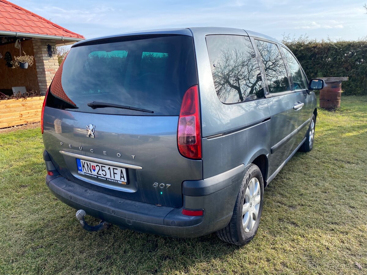 Peugeot 807 2.0 HDi 79kw