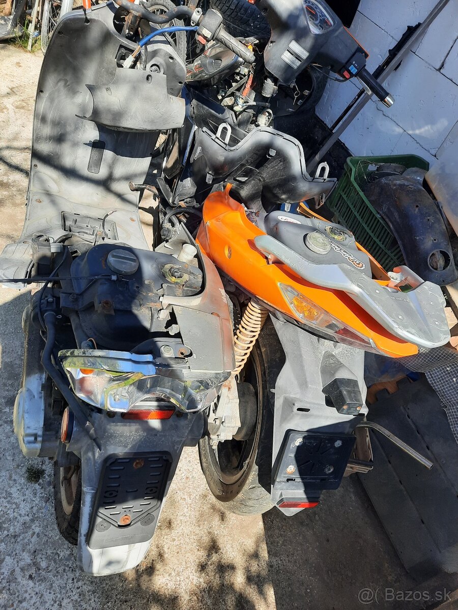 Skuter 50