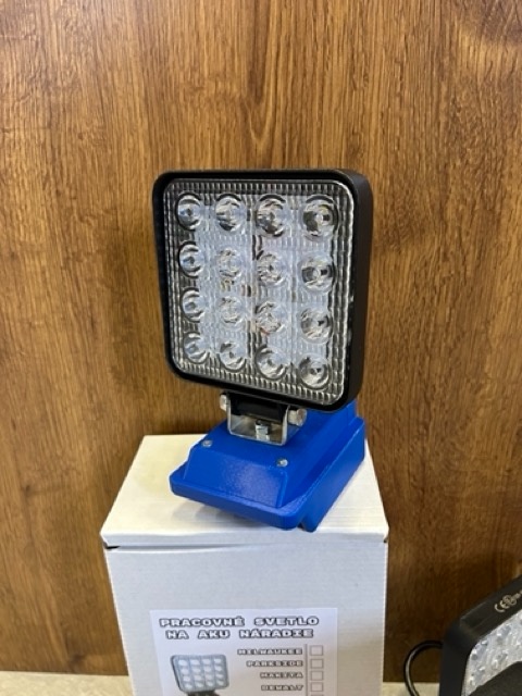 Led svetlo na batériu Makita 18V