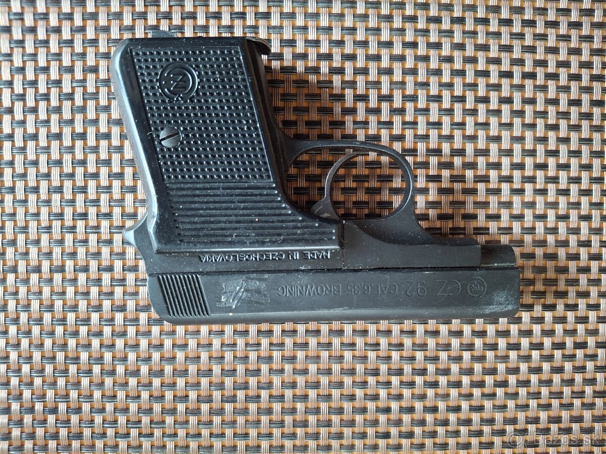 CZ 92