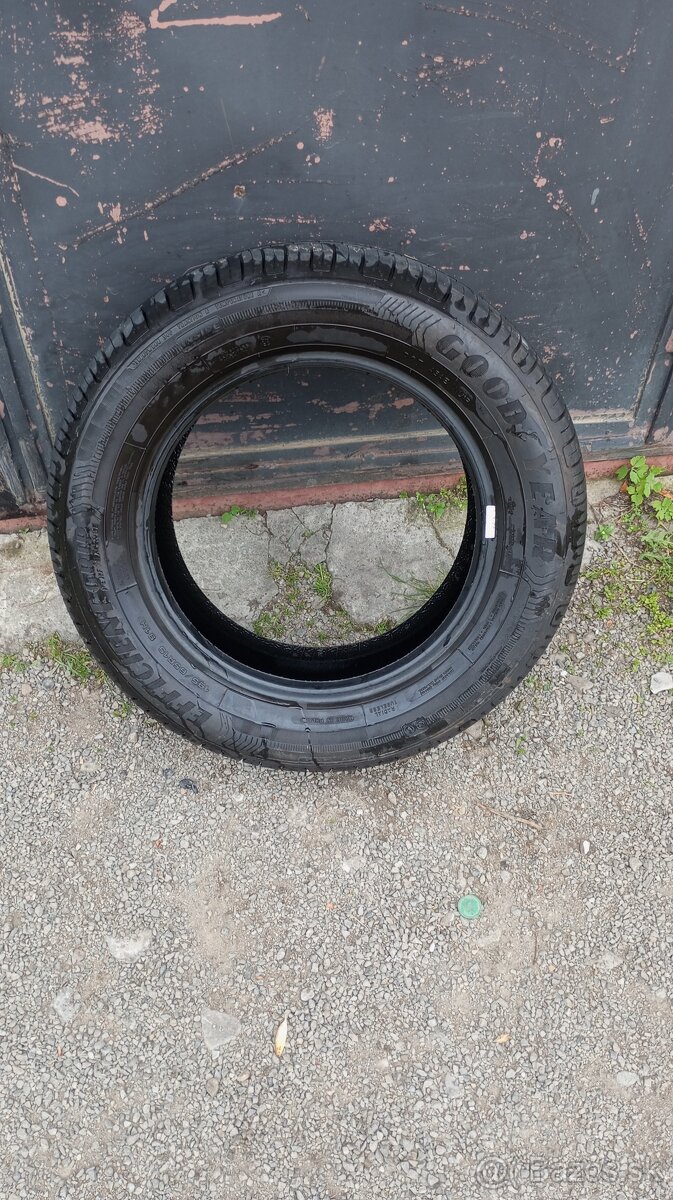 letna pneu 195/65 R15
