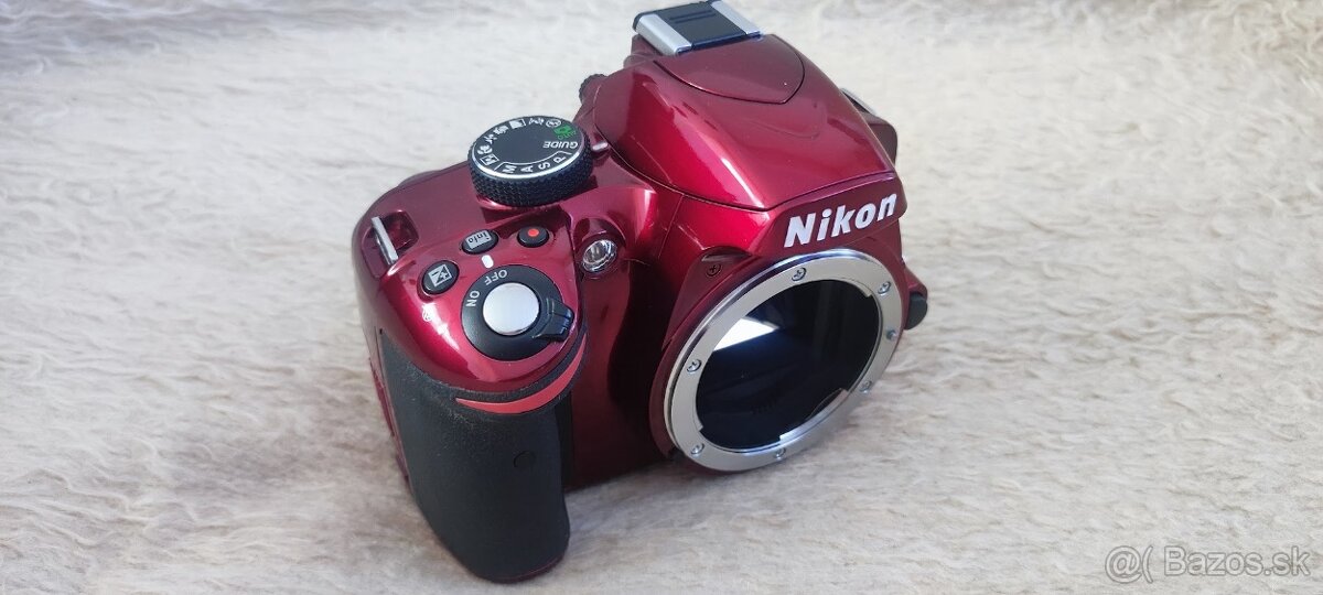 Nikon D3200 telo