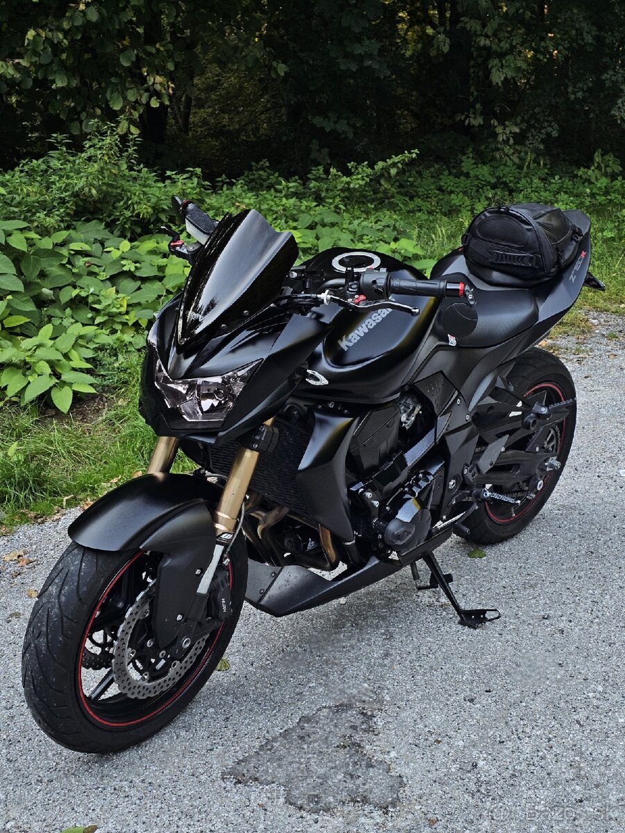 Kawasaki 2750R 2013