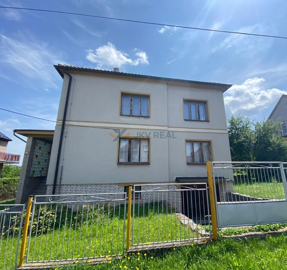 Veľký rodinný dom BOJNICE - viac možností využitia 
