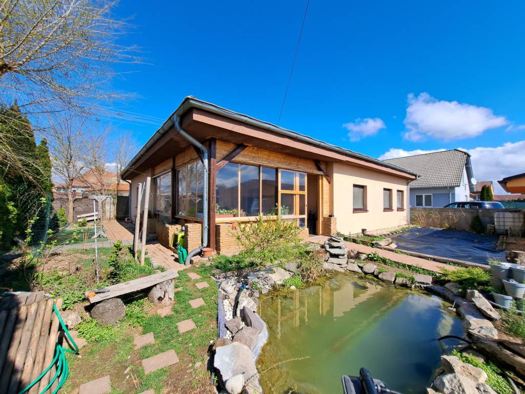 Predáme 4,5 - izbový rodinný dom, 148 m2, Cabaj, okr. Nitra