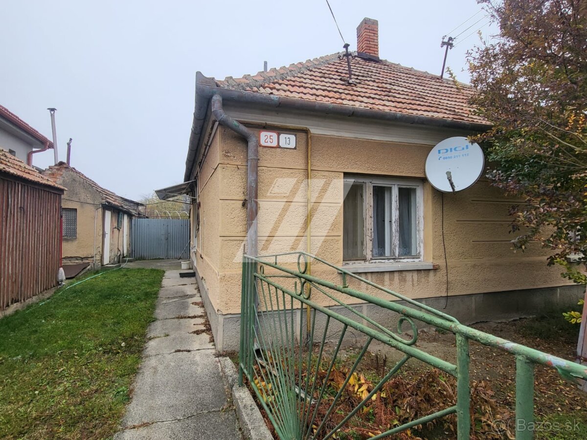 Na predaj: starší rodinný dom v obci Nesvady