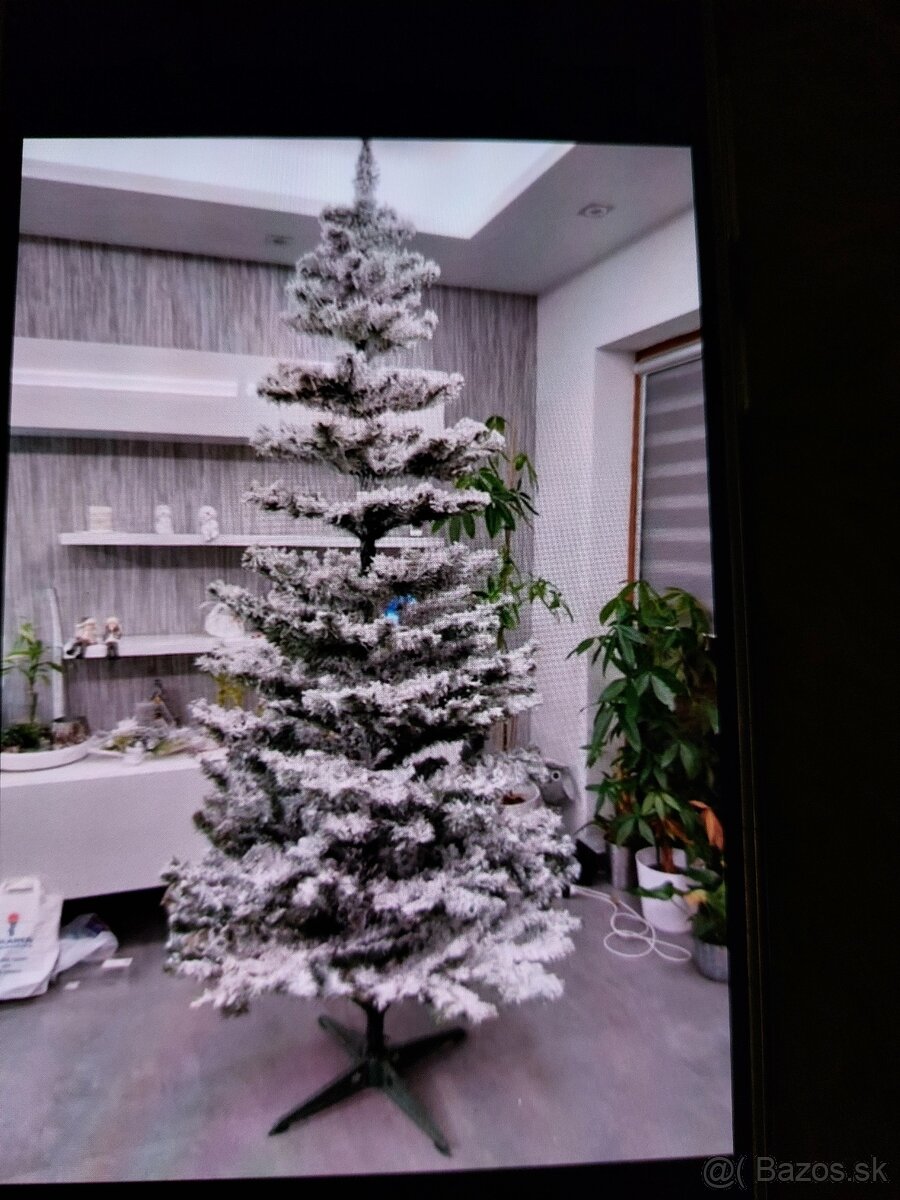 Vianočný umelý stromček