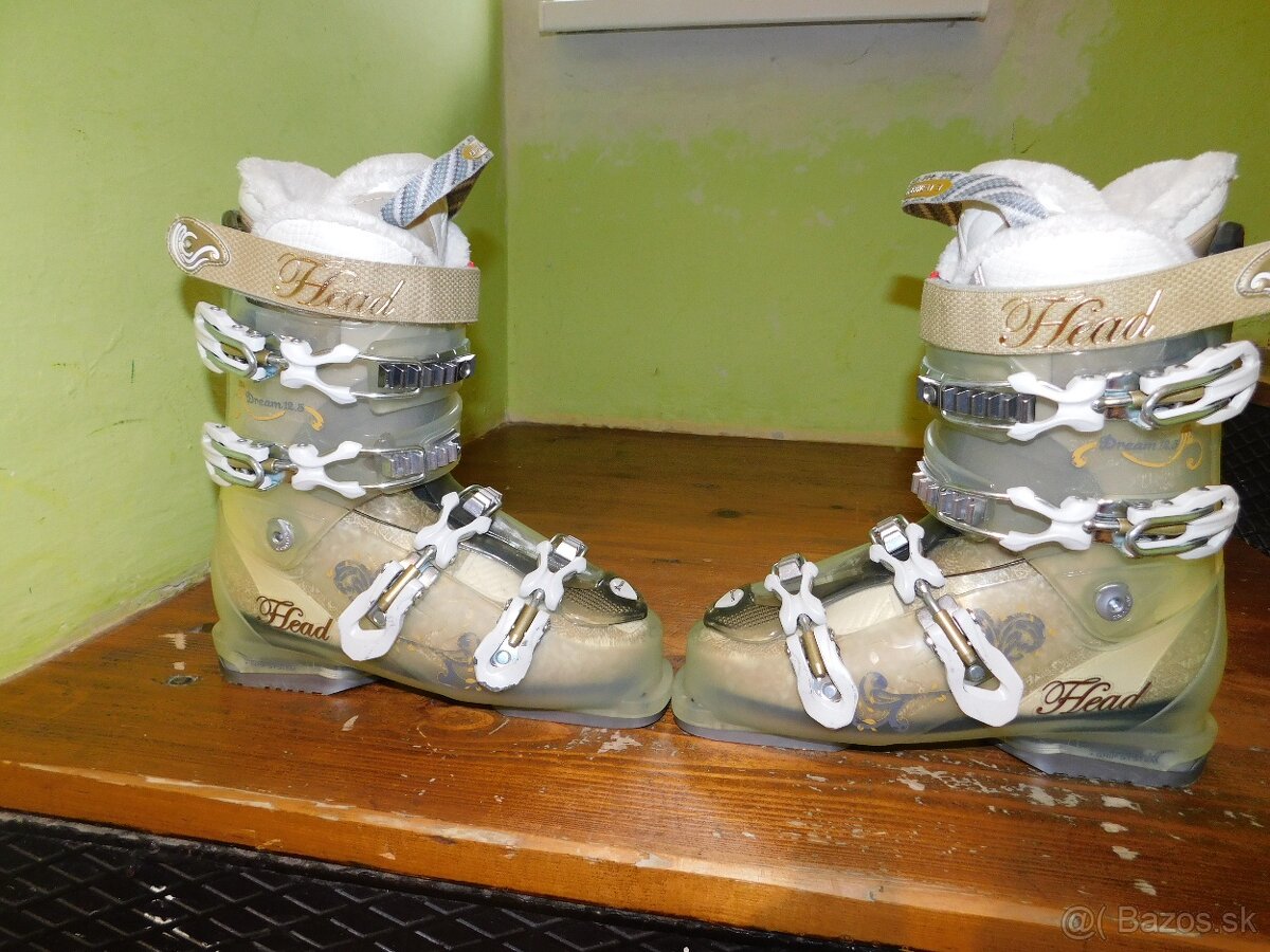 Head č-42 woman Dream