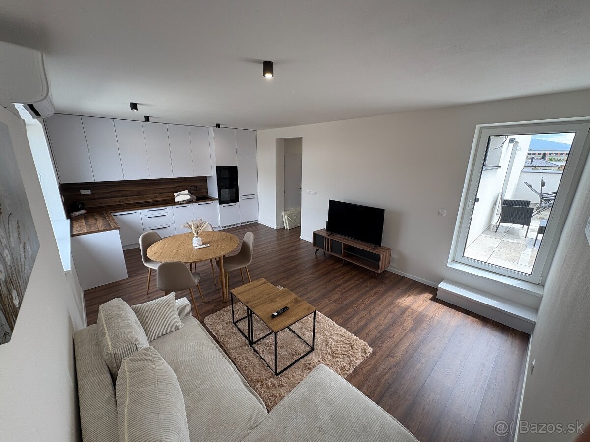 2 izbový byt, Trenčín