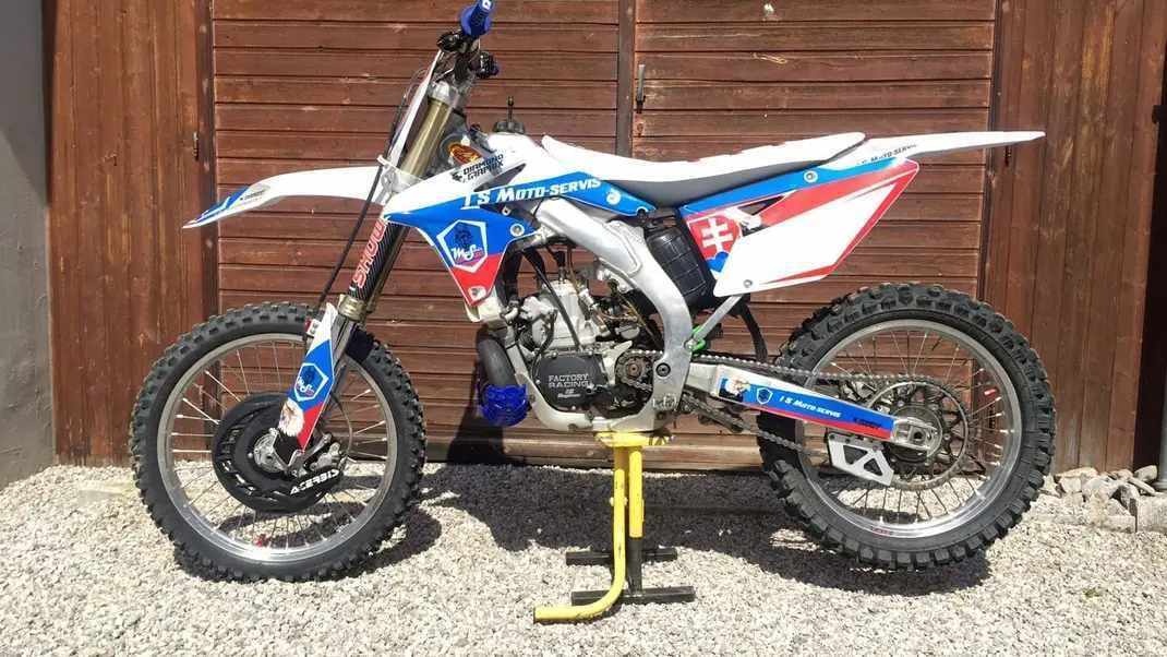 YZ 300 AF ATHENA RACING