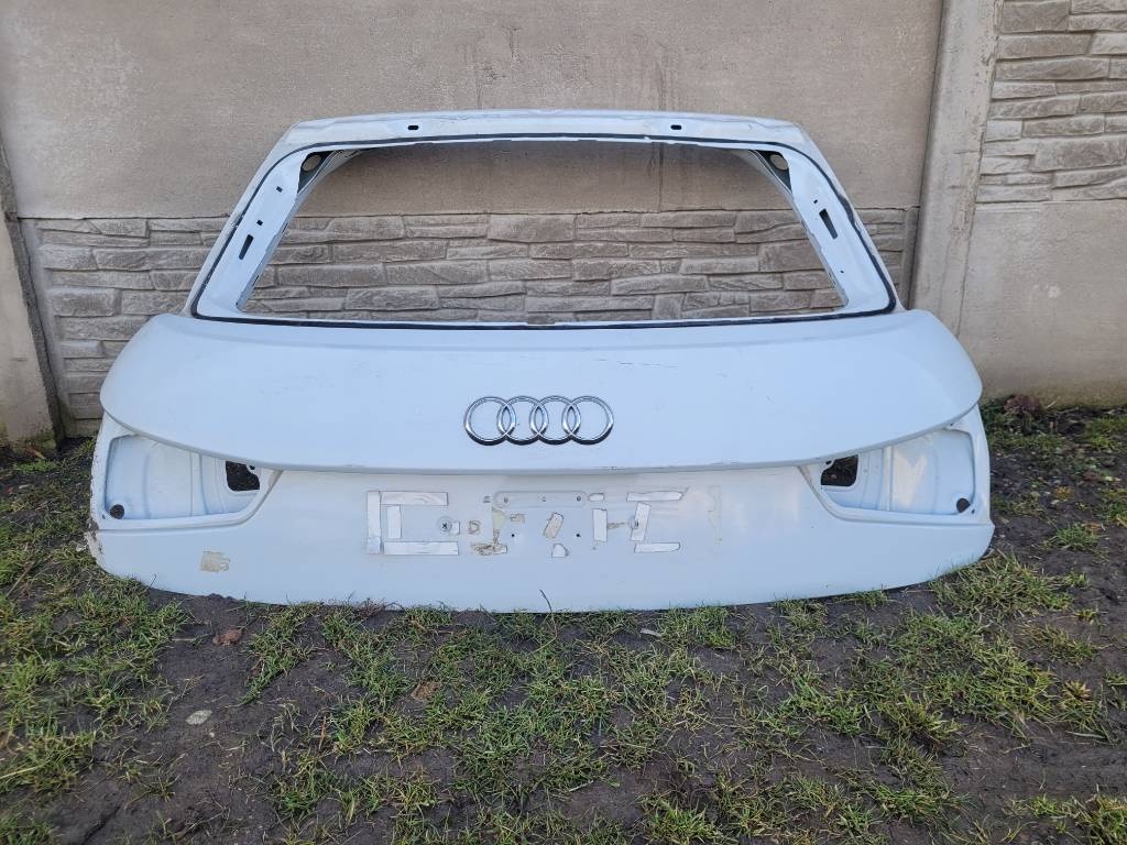 AUDI A1 PIATE DVERE