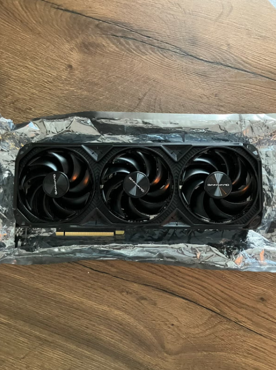 NVIDIA GeForce RTX 4070 Ti PNY Panther 12GB
