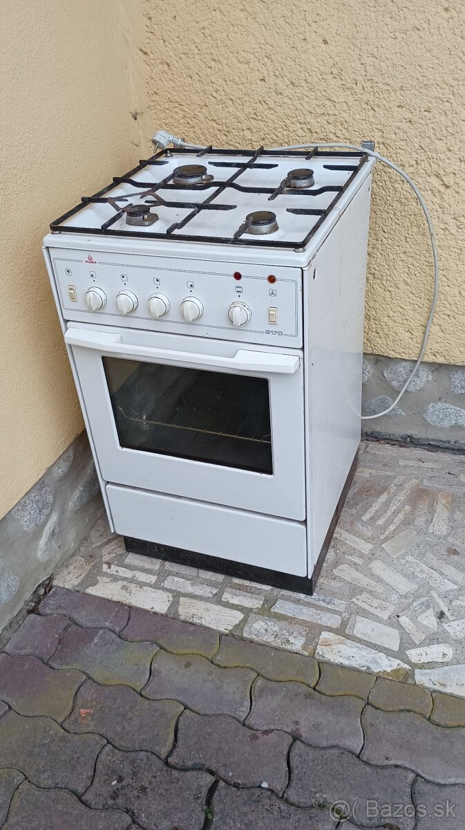 Predam plynový sporák