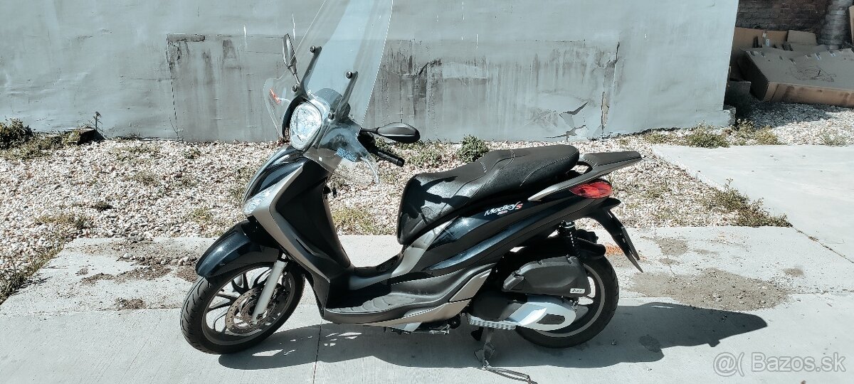 Piaggio Medley 125 Sport ABS