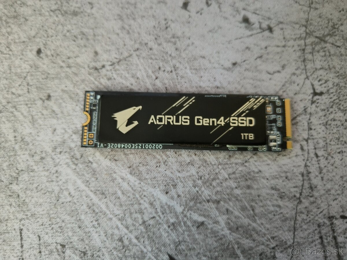 GIGABYTE AORUS SSD 1TB