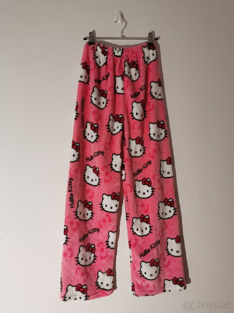 Hello kitty pyžamo