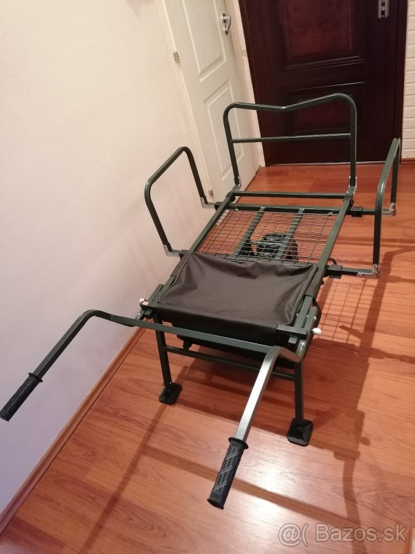 Čisto nový rybársky fúrik JRC Cocoon 2G Barrow.