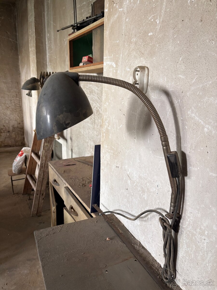 Industeiálne lampy