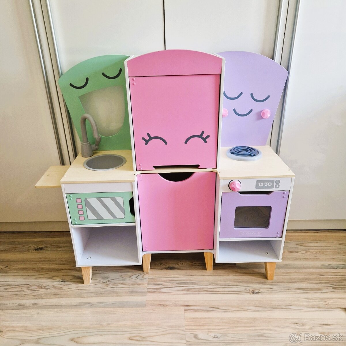 KidKraft Detská drevená kuchynka LIL' FRIENDS