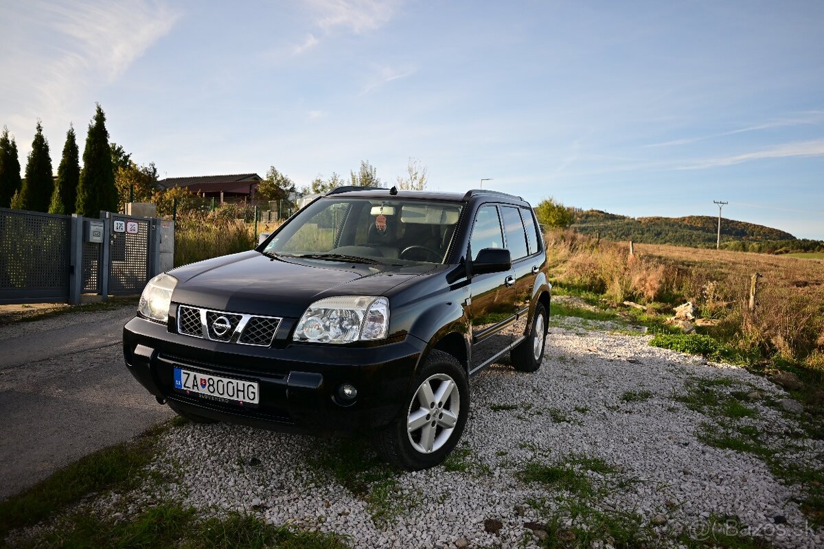 Predám Nissan X-TRAIL 2,5 benzín 4X4