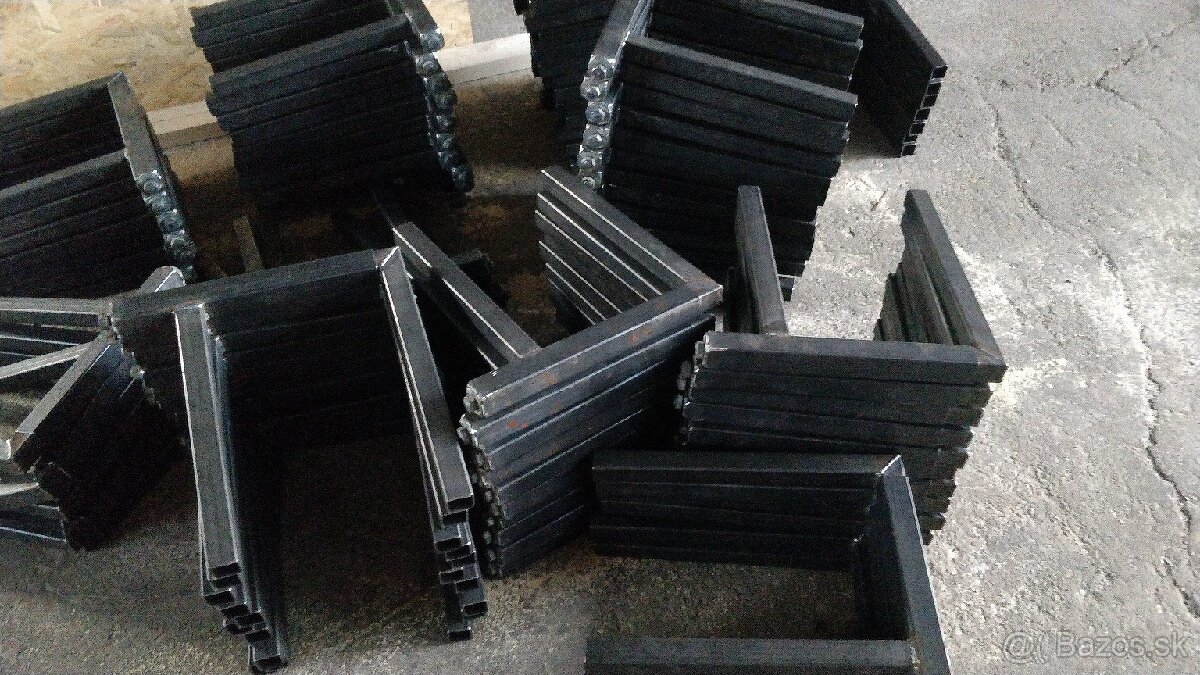 Šalovacie svorky aj s košom