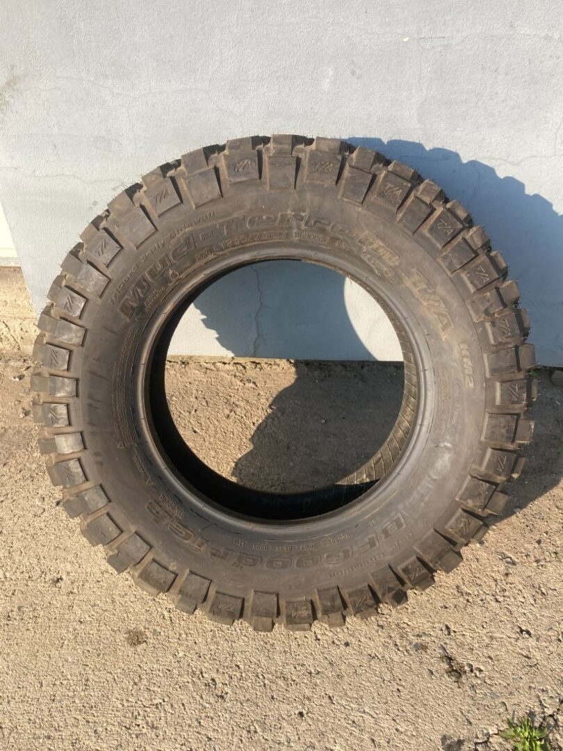 1ks BF GOODRICH BF GOODRICH ALL TERRAIN T/A KO2