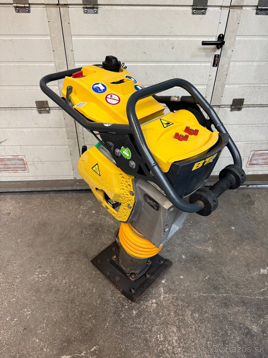 Vibračné dusadlo Bomag BT65 2022