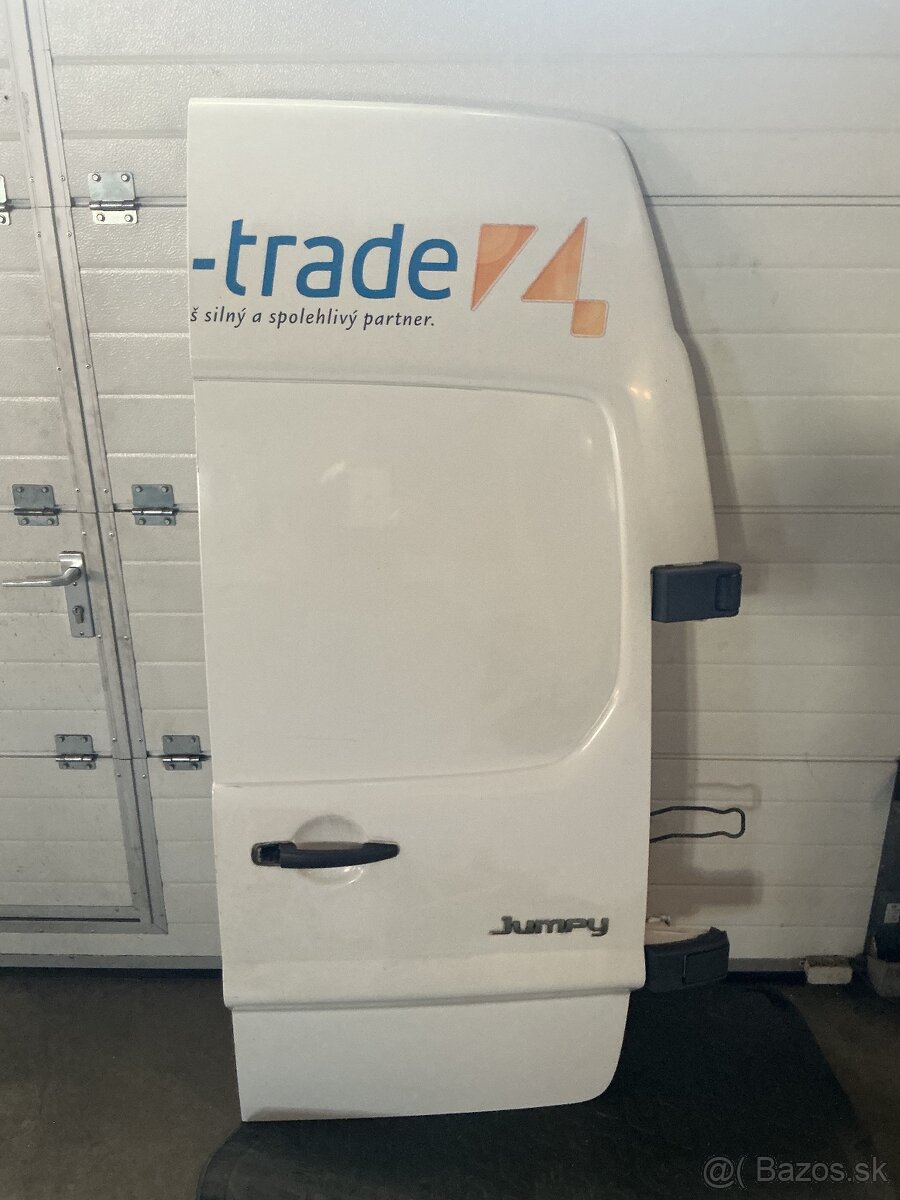 Citroen Jumpy max - kufr. dveře. 2015