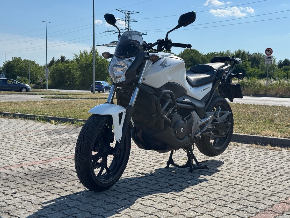 Honda NC750S DCT