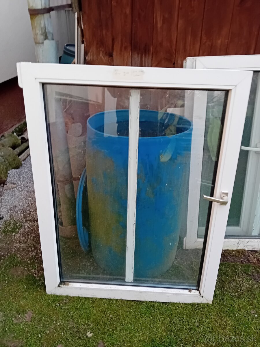 plastove okna bez ramov