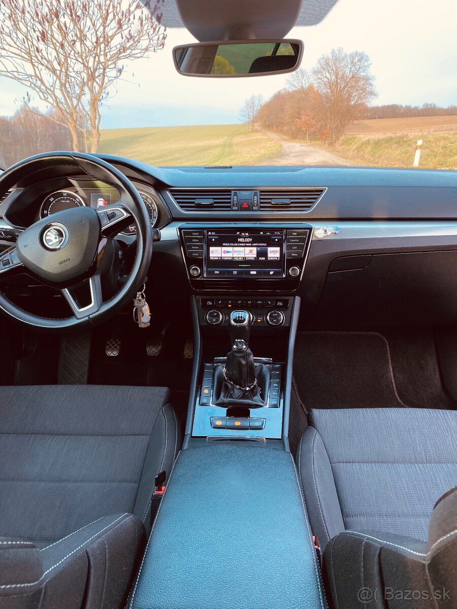 Škoda superb
