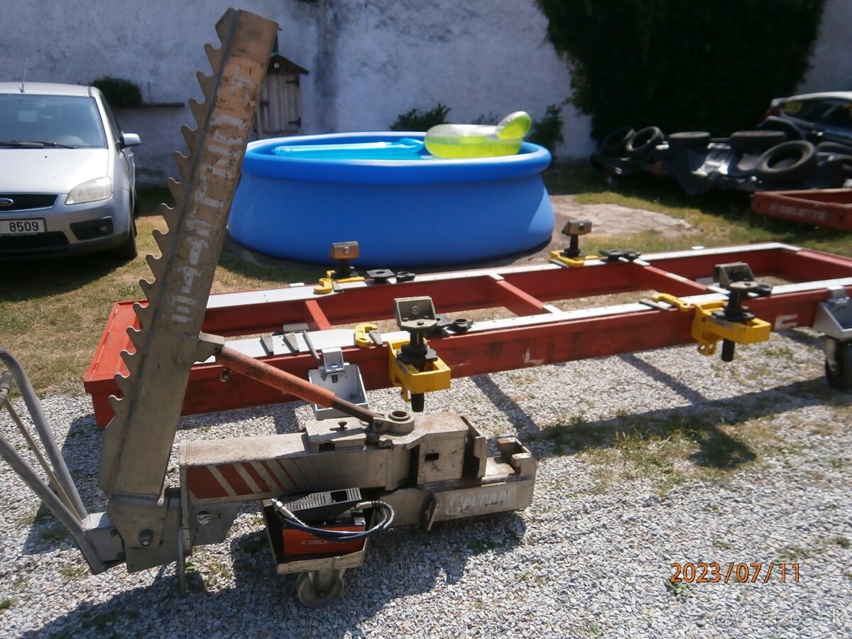 rovnacia stolica Celette Sevenne s dozerom