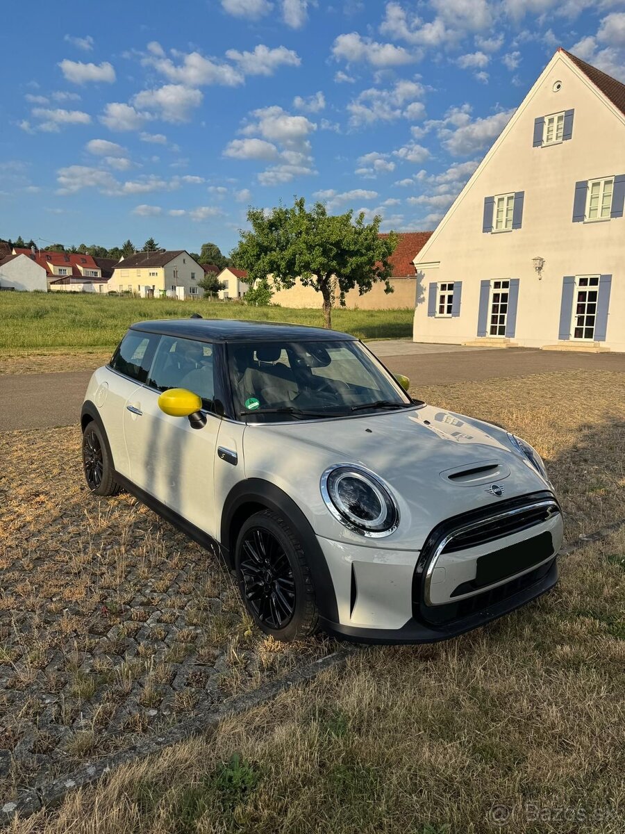 Mini Cooper S SE, 2021, SOH batérie, Kamera, Vyhr. sedadlá..