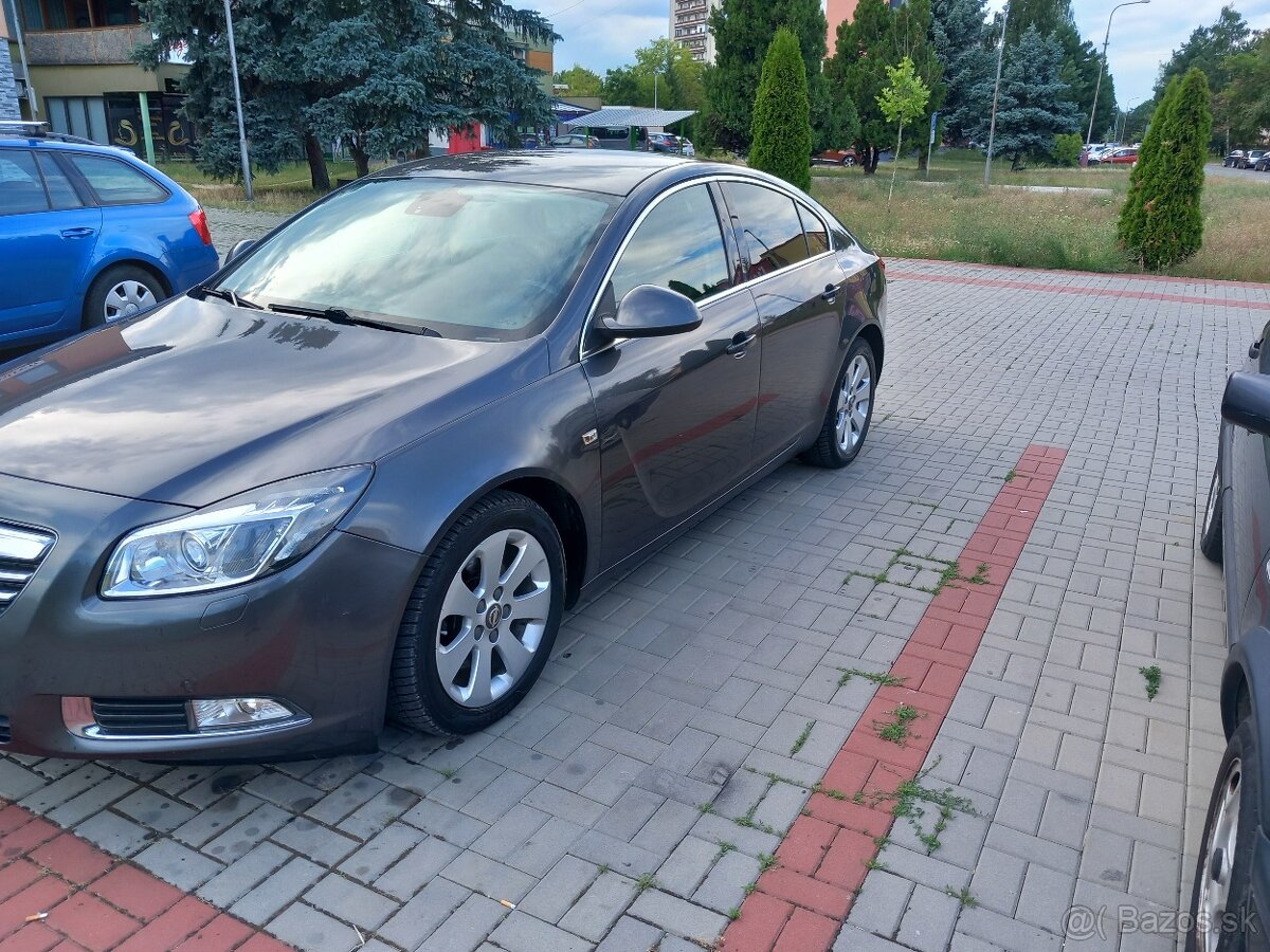 OPEL INSIGNIA 2.0CDTI, šPORT, R.V 2012, XENONY,KOŽA