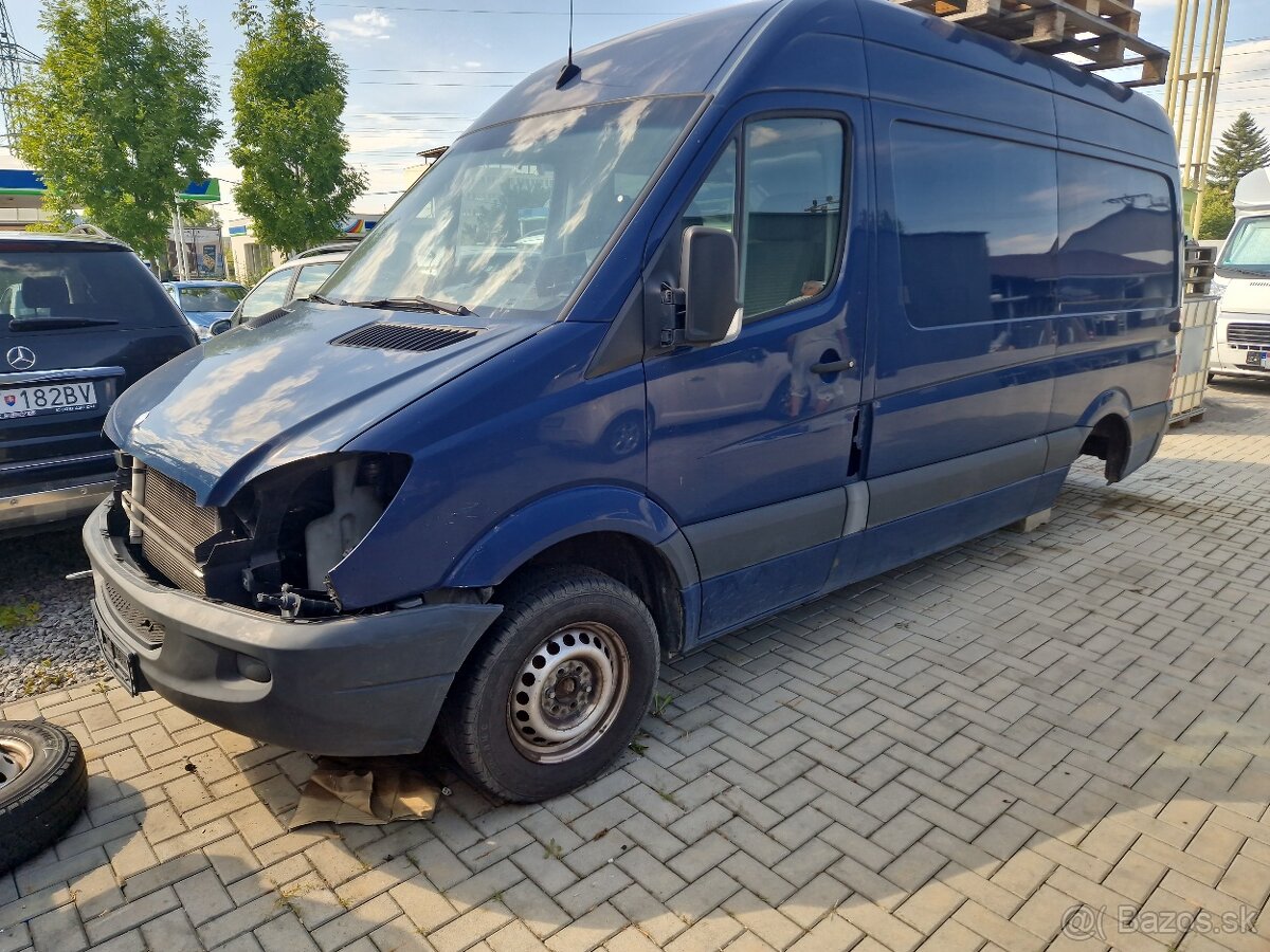 Predám karoseriu Mercedes Sprinter