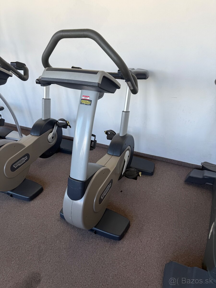 Bicykel Technogym Bike 700 s led disp.