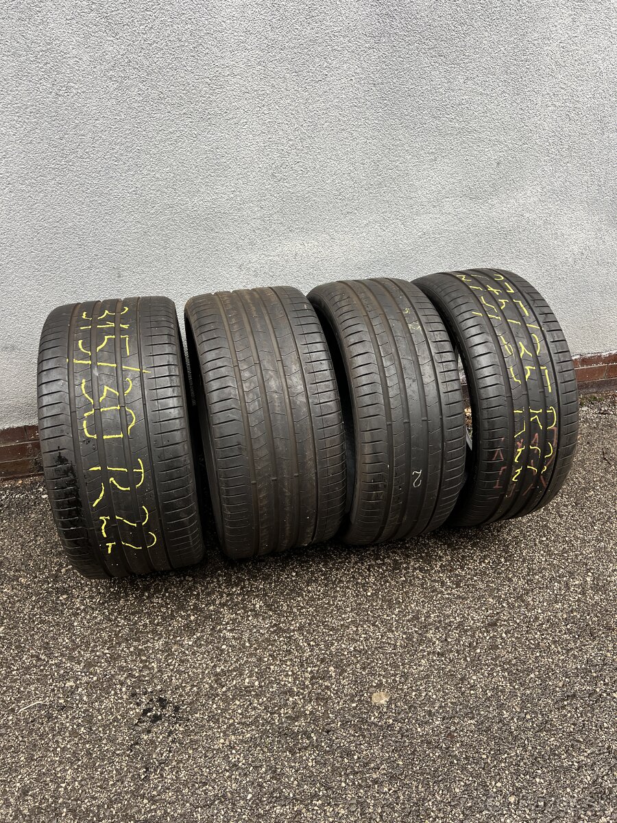 Pirelli r22 315/30 275/35