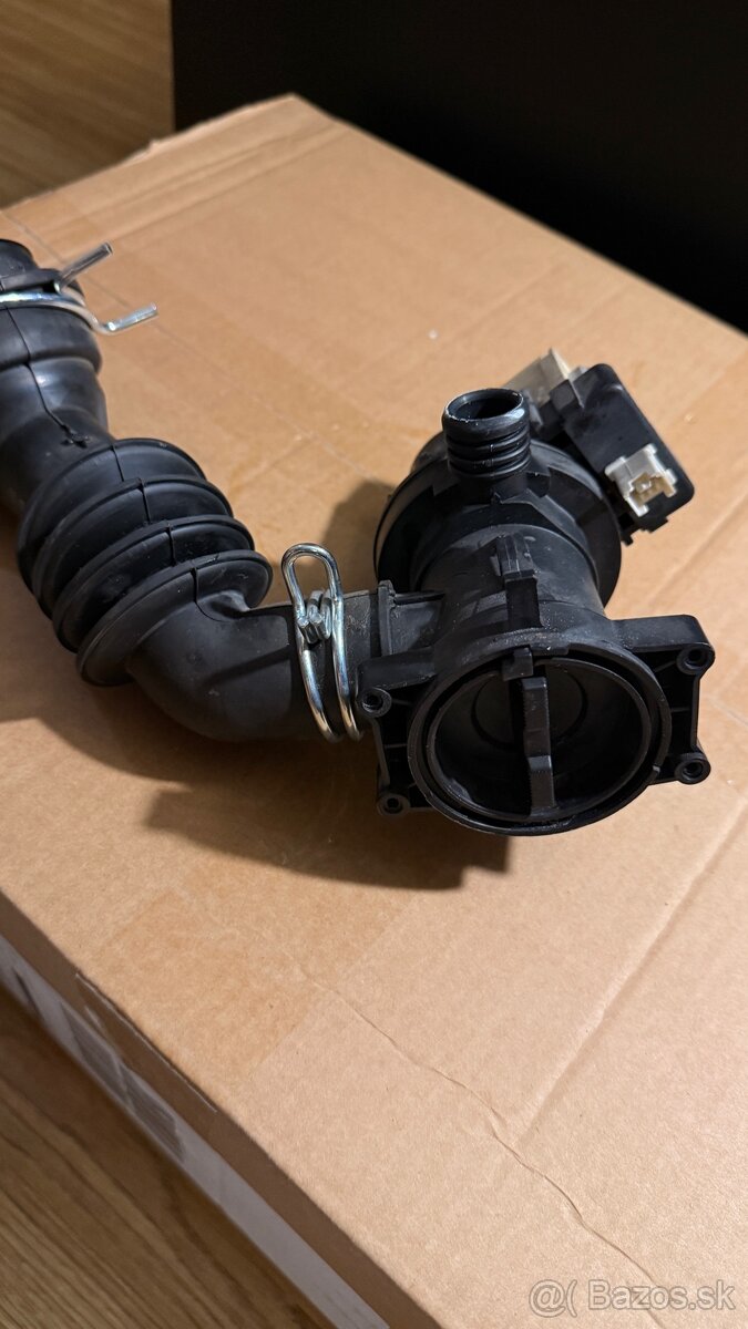 Vypúšťacie čerpadlo Whirlpool AWS 51012