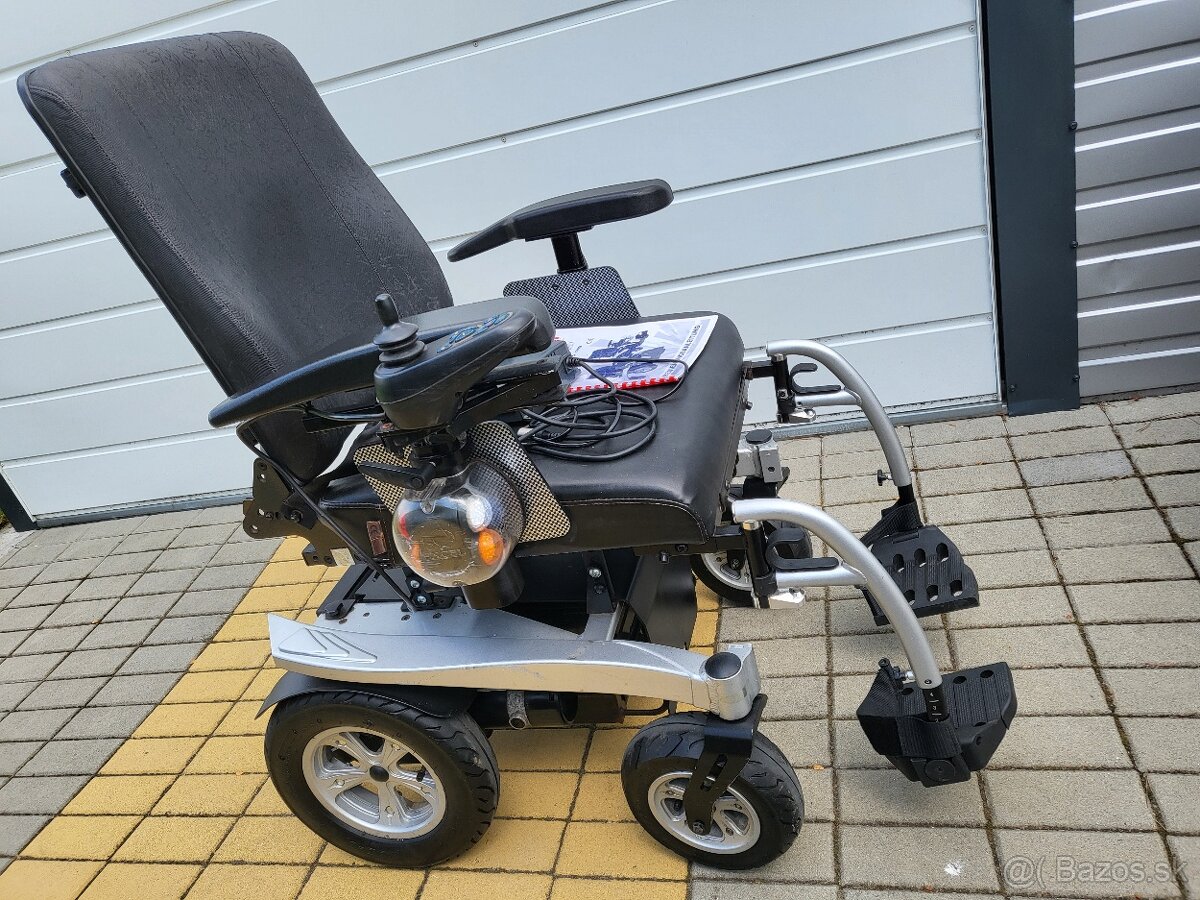 Elektrický invalidny vozik - pre seniorov ZTP vozičkarov