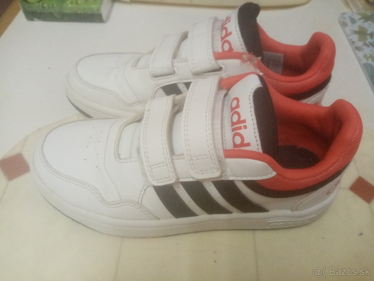 Adidas tenisky