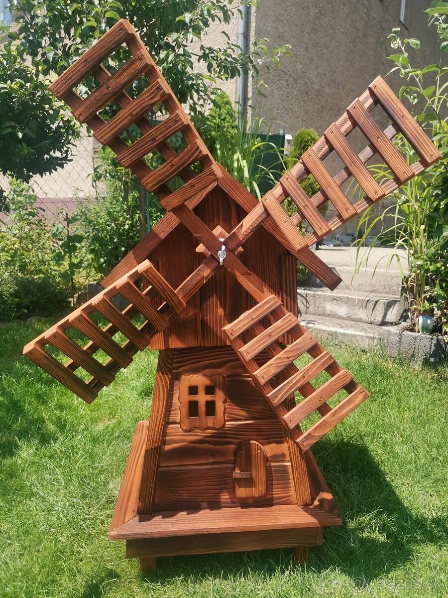 Mlyn veterný - dekorácia do záhrady