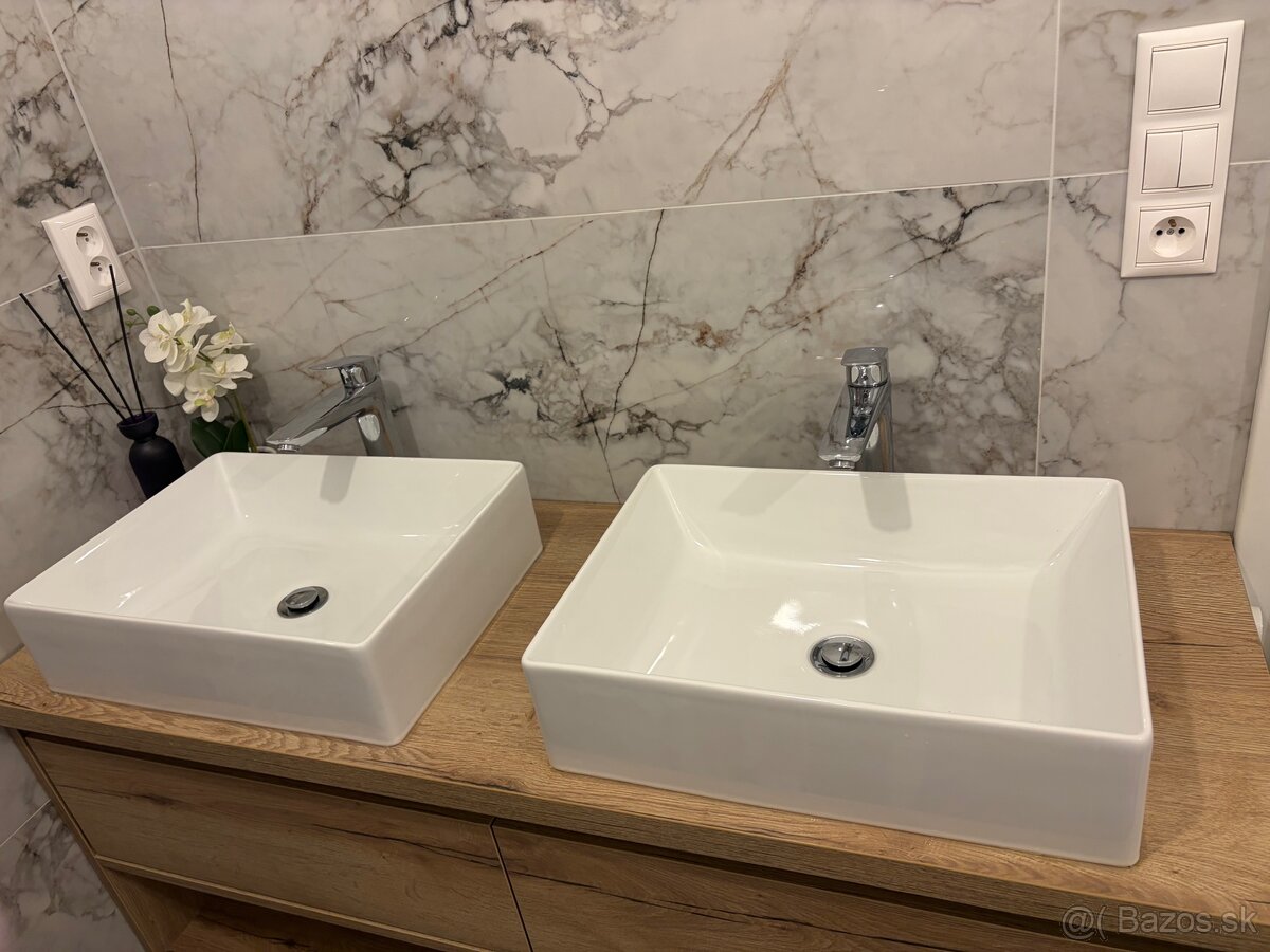 Kúpelňový nábytok