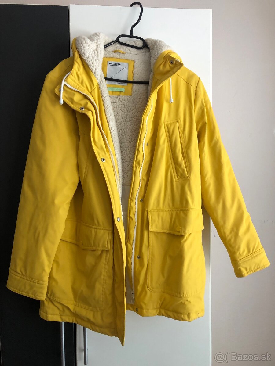 Damska bunda znackova