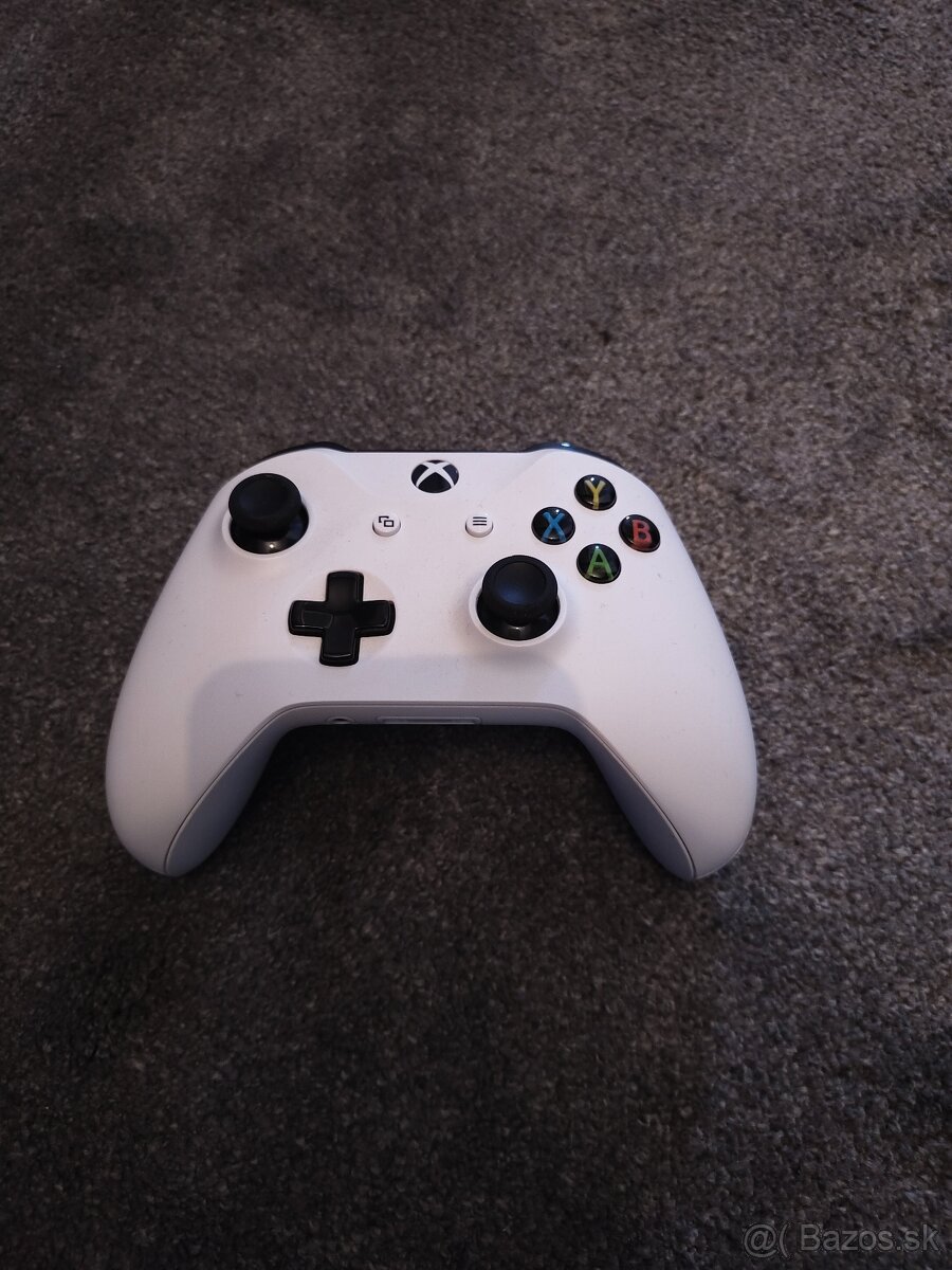 Xbox One Controller