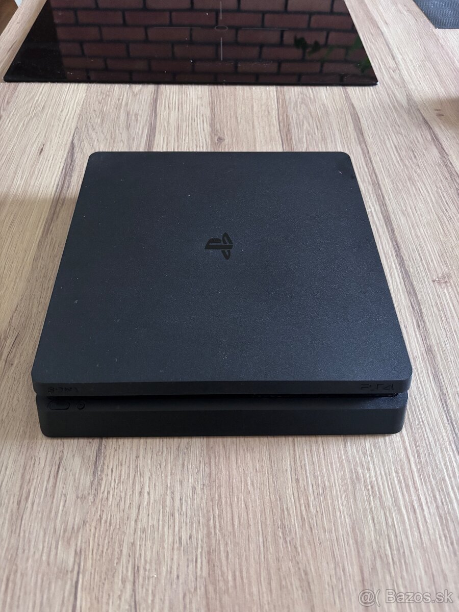 PS4 + FIFA 24 ZADARMO