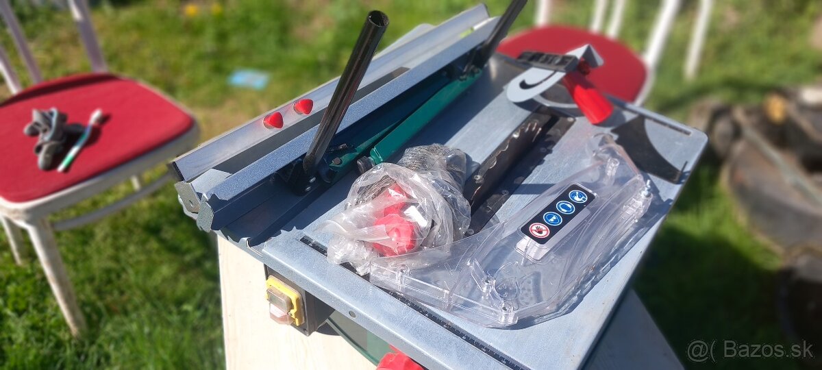 Stolová elektrická píla parkised