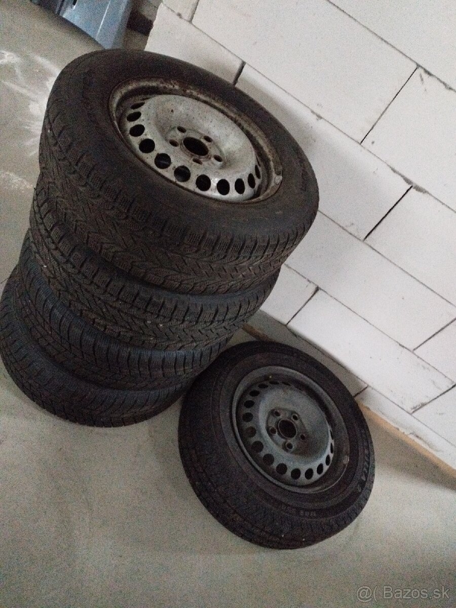 Sada diskov vw T5 zimné pneu 215/65 r16