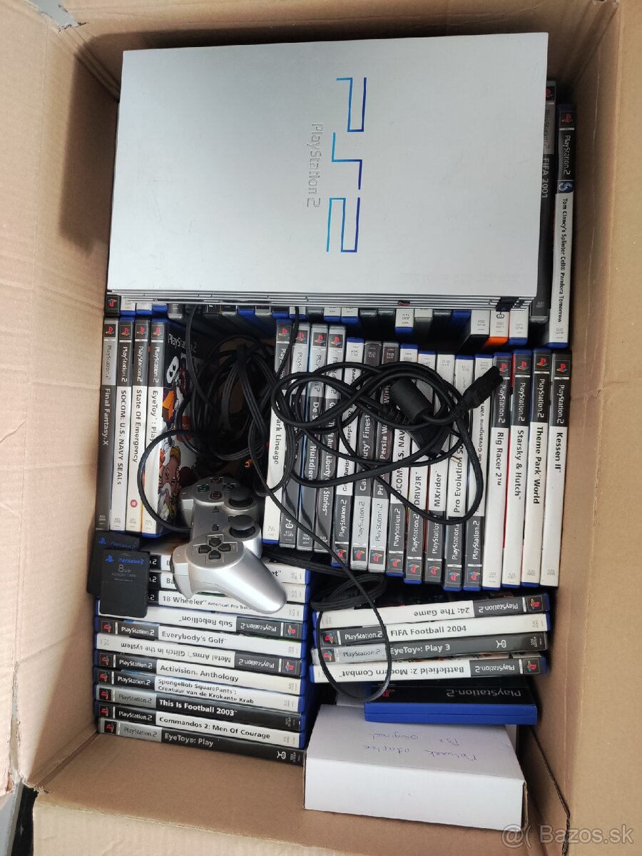 Ps2 s kopou hier a príslušenstvom